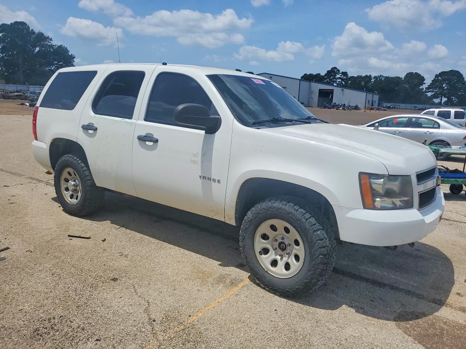 62868606 :رقم المزاد ، 1GNSK4E07ER163077 vin ، 2014 Chevrolet Tahoe مزاد بيع