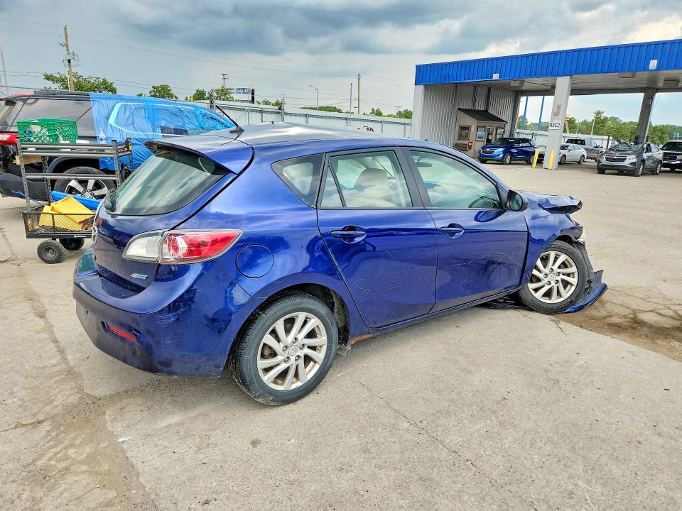 Продажа на аукционе авто 2012 Mazda 3, vin: JM1BL1L78C1531492, номер лота: 60239796