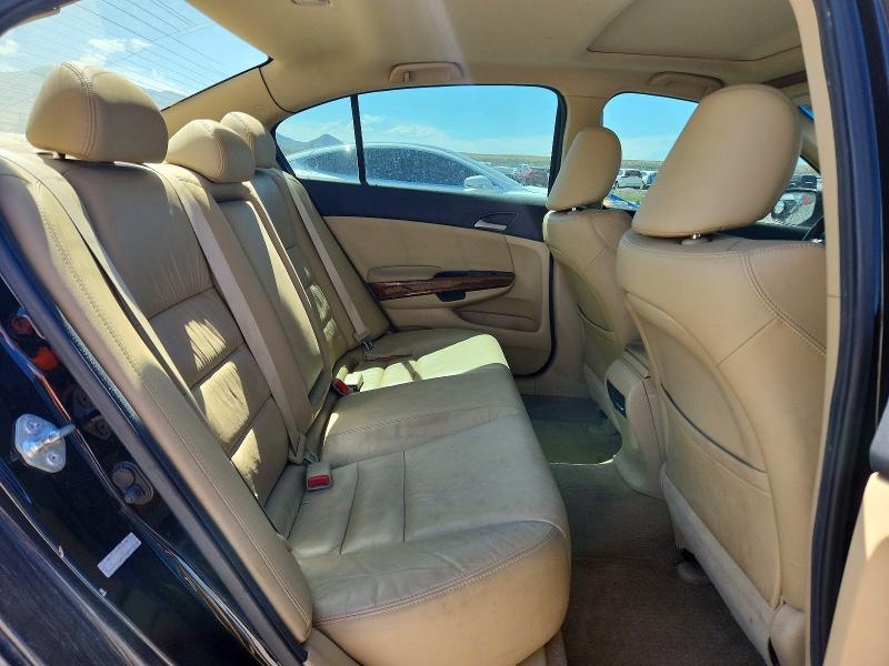 60649646 :رقم المزاد ، 1HGCP3F84BA012755 vin ، 2011 Honda Accord مزاد بيع