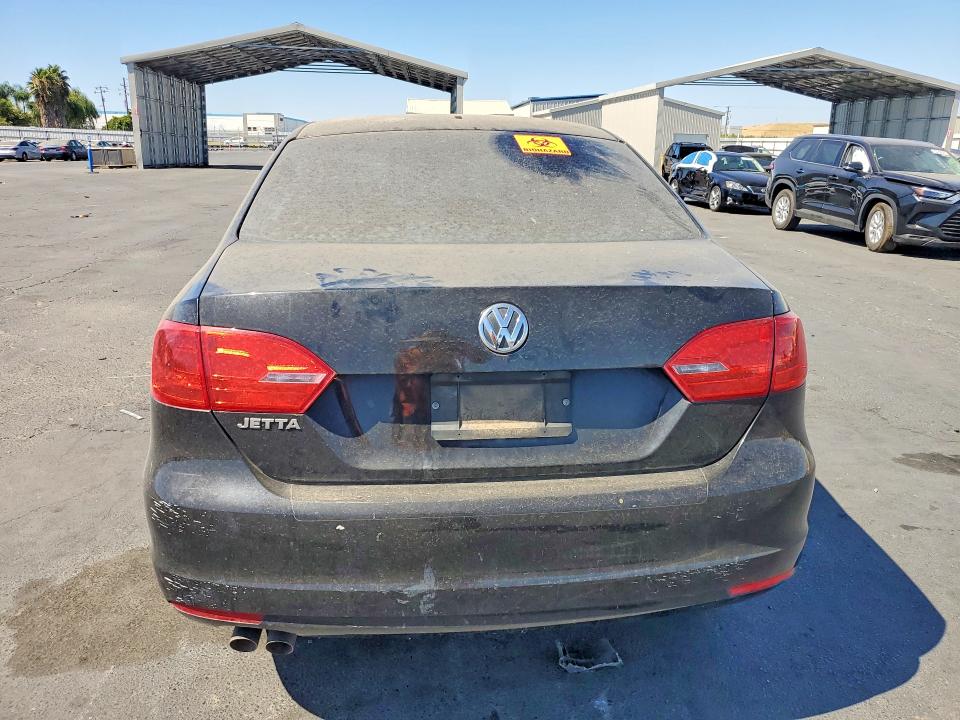 63185916 :رقم المزاد ، 3VW2K7AJXEM393039 vin ، 2014 Volkswagen Jetta مزاد بيع