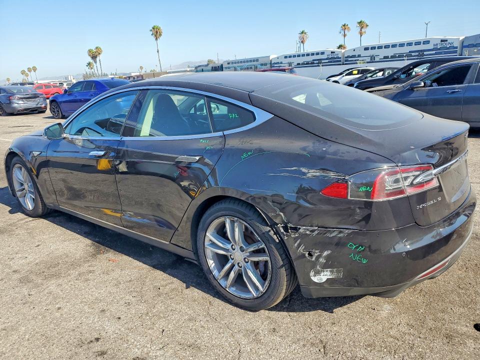 Aukcja sprzedaży 2015 Tesla Model S, vin: 5YJSA1E14FF121329, numer aukcji: 62869136