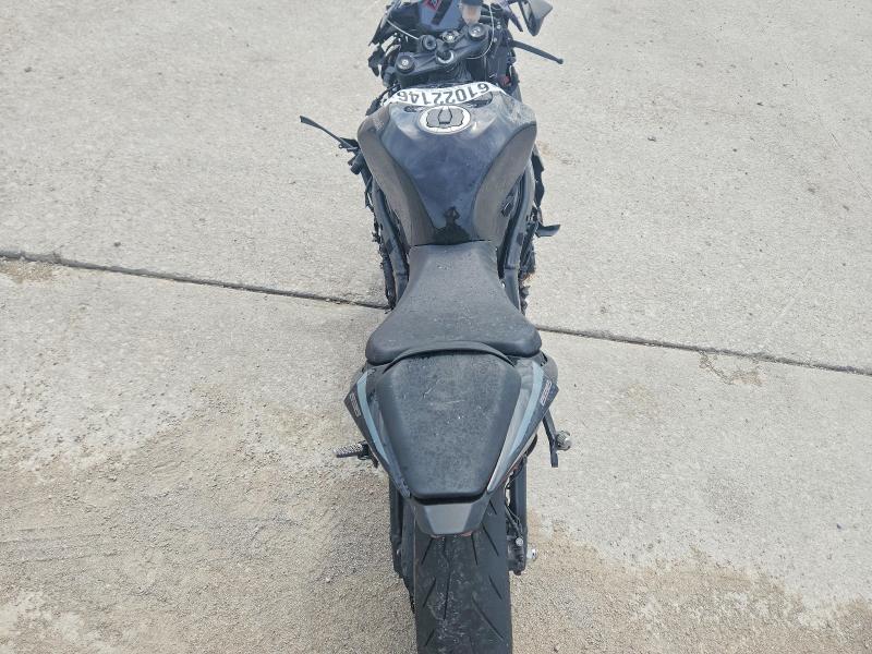 61022146 :رقم المزاد ، JKBZXJK18TA014974 vin ، 2026 Kawasaki Zx636 مزاد بيع