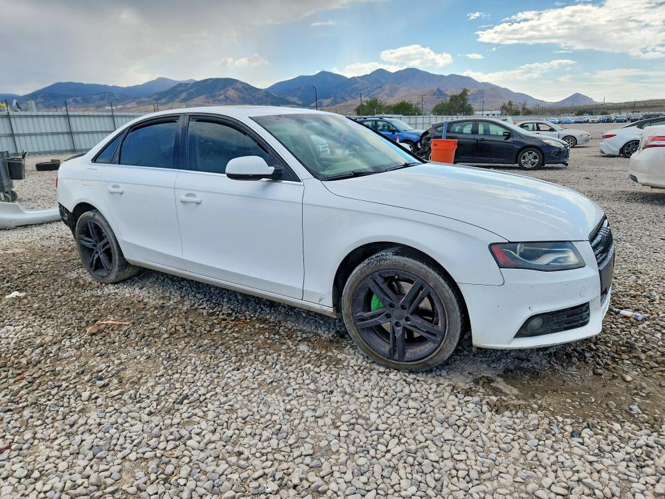 Продажа на аукционе авто 2011 Audi A4, vin: WAUFFAFL1BN025721, номер лота: 60720756