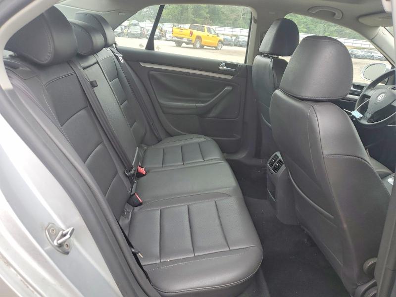 2007 Volkswagen Jetta მანქანა იყიდება აუქციონზე, vin: 3VWSG71KX7M031323, აუქციონის ნომერი: 62031356