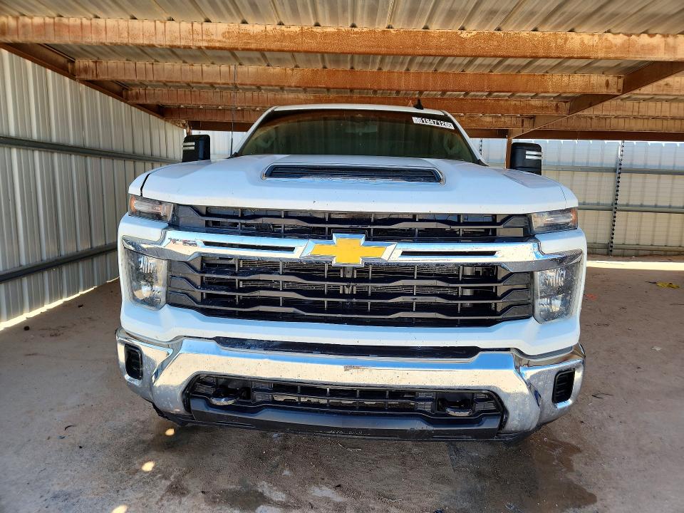 Продажа на аукционе авто 2024 Chevrolet Silverado, vin: 1GC1YNE79RF141143, номер лота: 61947126