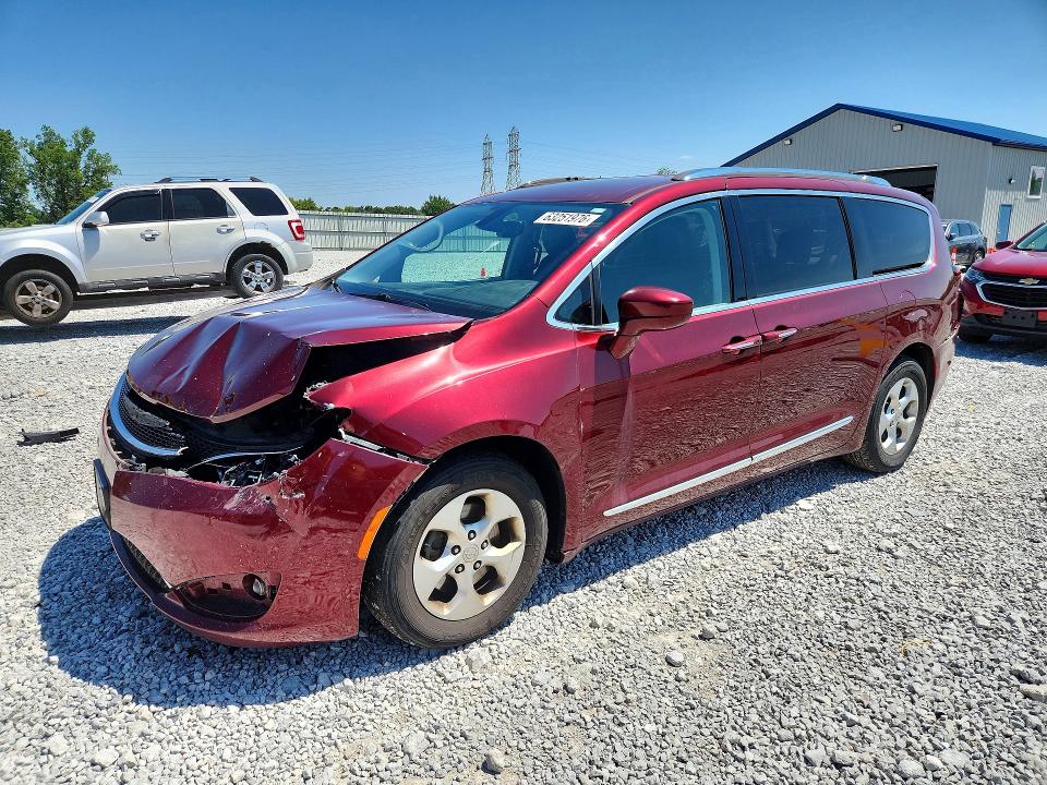 63251976 :رقم المزاد ، 2C4RC1EG3HR510595 vin ، 2017 Chrysler Pacifica مزاد بيع