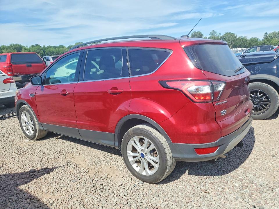Продаж на аукціоні авто 2017 Ford Escape, vin: 1FMCU0GD2HUE84330, номер лоту: 61497126