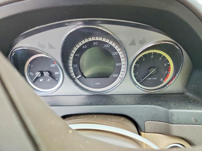 2011 Mercedes-benz C მანქანა იყიდება აუქციონზე, vin: WDDGF5EB2BF647056, აუქციონის ნომერი: 62800426