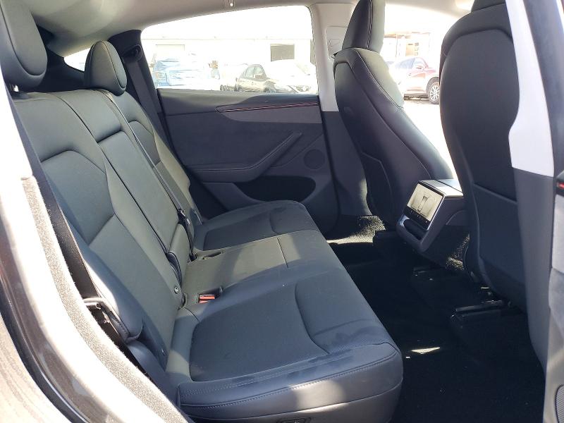 85964015 :رقم المزاد ، 7SAYGDED5TF420265 vin ، 2026 Tesla Model Y مزاد بيع