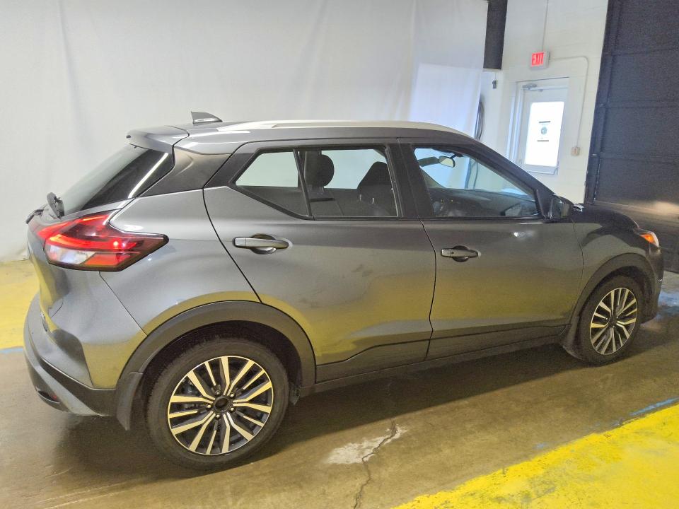 62714756 :رقم المزاد ، 3N1CP5CV6PL508941 vin ، 2023 Nissan Kicks مزاد بيع