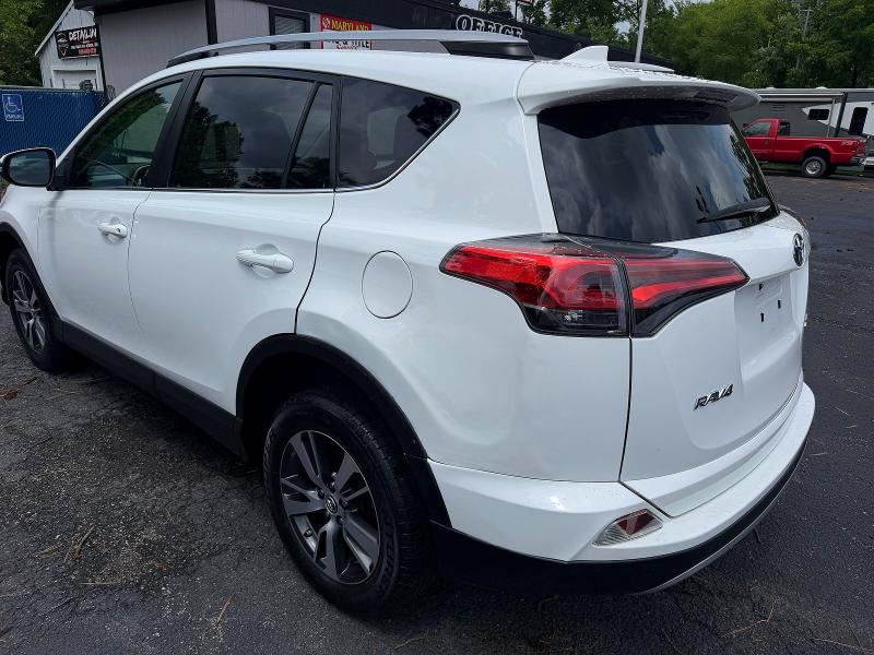 Продаж на аукціоні авто 2018 Toyota Rav4, vin: 2T3WFREV2JW447380, номер лоту: 60225776