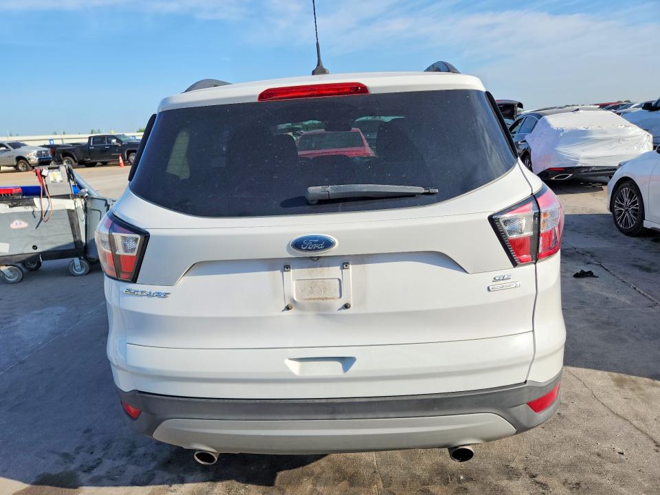 Продажа на аукционе авто 2018 Ford Escape, vin: 1FMCU0GD8JUD58835, номер лота: 59693236