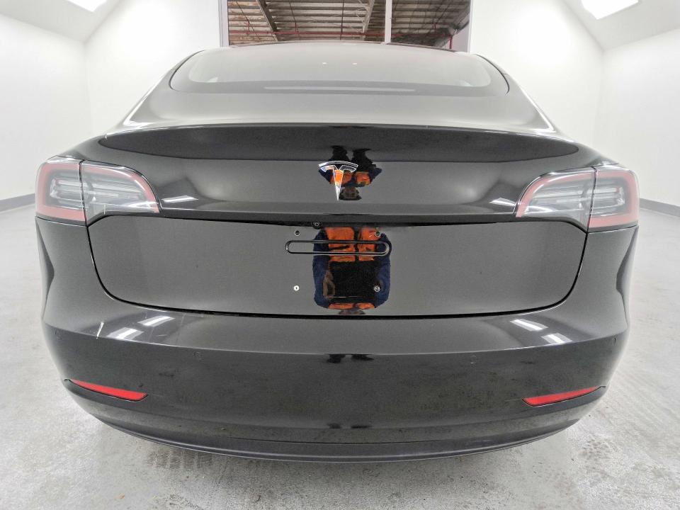 Продажа на аукционе авто 2018 Tesla Model 3, vin: 5YJ3E1EA8JF013863, номер лота: 58786286