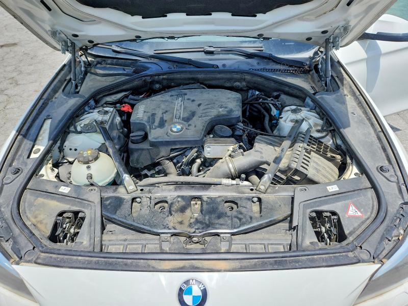 61756076 :رقم المزاد ، WBA5A5C57GD525791 vin ، 2016 Bmw 528 مزاد بيع