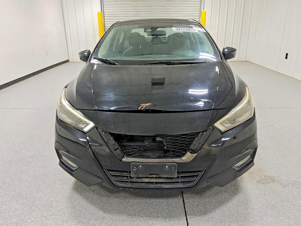 61226736 :رقم المزاد ، 3N1CN8FV4LL828661 vin ، 2020 Nissan Versa مزاد بيع