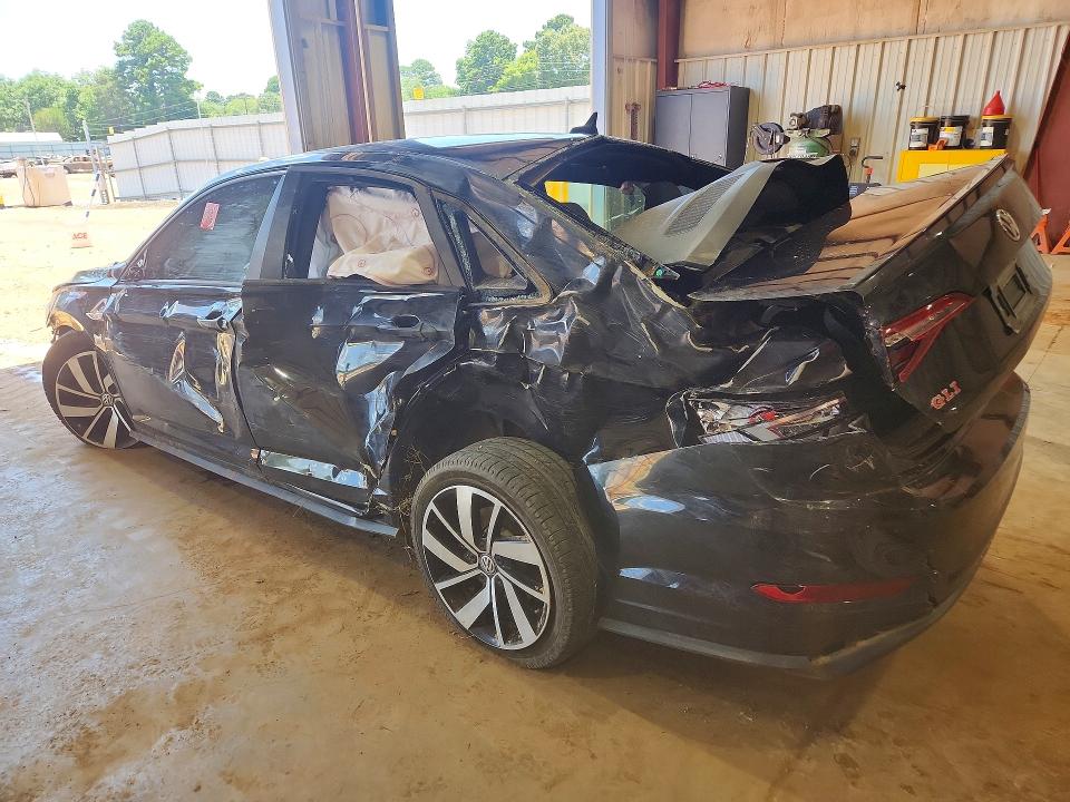 60410736 :رقم المزاد ، 3VW6T7BU4LM042969 vin ، 2020 Volkswagen Jetta مزاد بيع