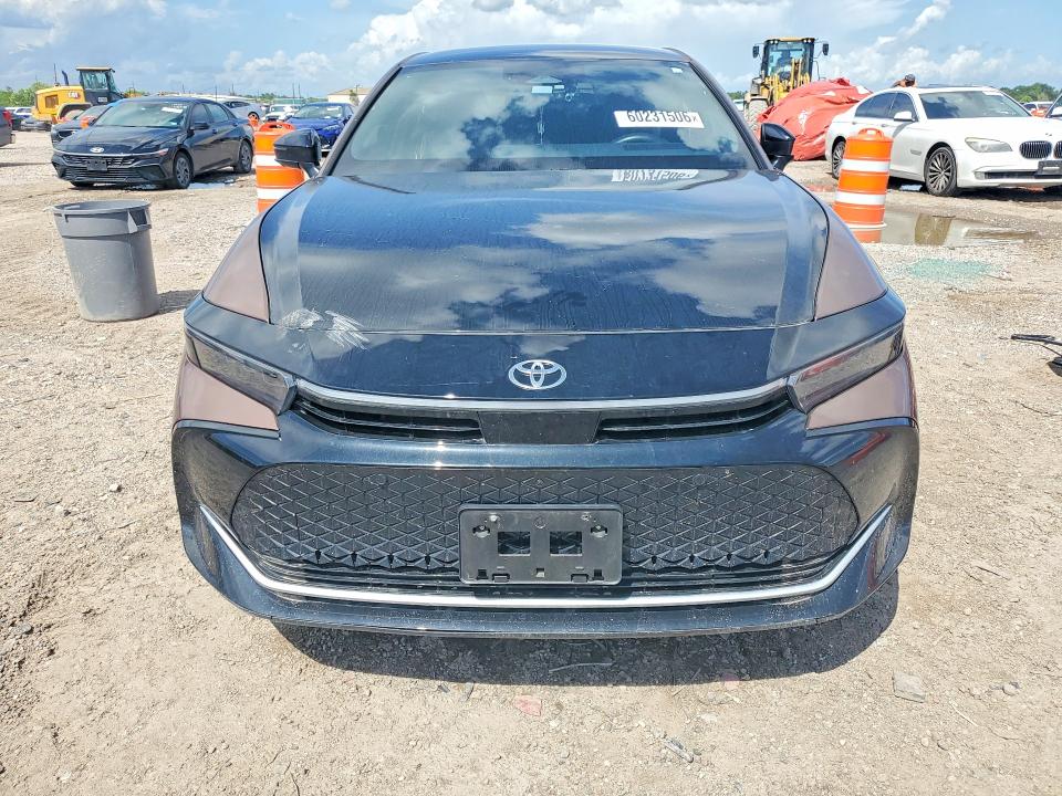 2023 Toyota Crown მანქანა იყიდება აუქციონზე, vin: JTDAFAAF8P3002759, აუქციონის ნომერი: 60231506
