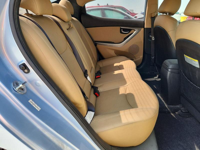 62984926 :رقم المزاد ، KMHDH4AE3CU324211 vin ، 2012 Hyundai Elantra مزاد بيع
