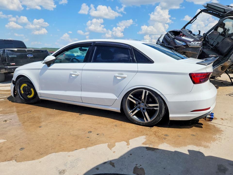 59726116 :رقم المزاد ، WAUAUGFF0J1031237 vin ، 2018 Audi A3 مزاد بيع