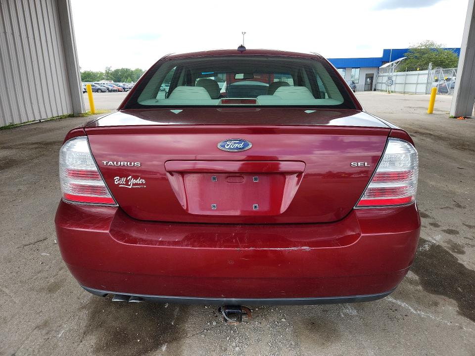 61626176 :رقم المزاد ، 1FAHP24W28G139404 vin ، 2008 Ford Taurus مزاد بيع