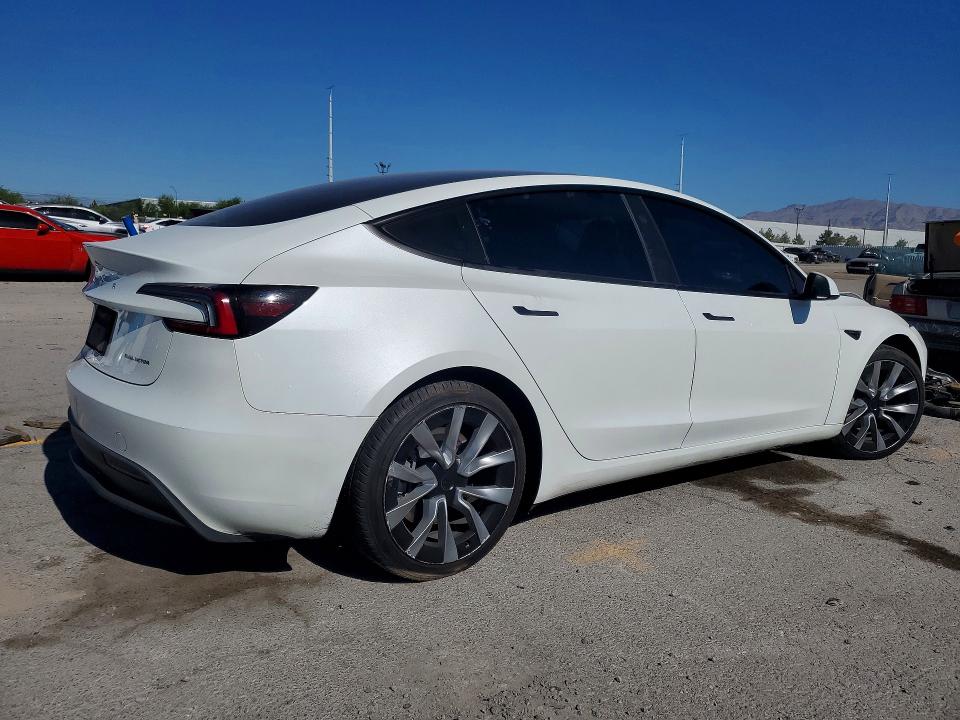 60186716 :رقم المزاد ، 5YJ3E1EBXRF730432 vin ، 2024 Tesla Model 3 مزاد بيع