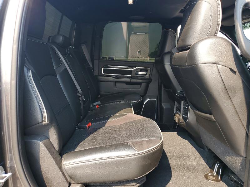 63012476 :رقم المزاد ، 3C63R3JL8NG244535 vin ، 2022 Ram 3500 مزاد بيع
