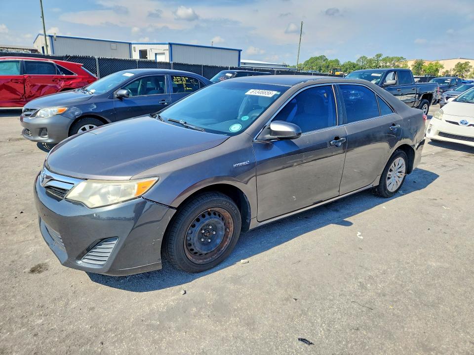 2013 Toyota Camry Hybrid მანქანა იყიდება აუქციონზე, vin: 4T1BD1FK9DU092571, აუქციონის ნომერი: 61346656