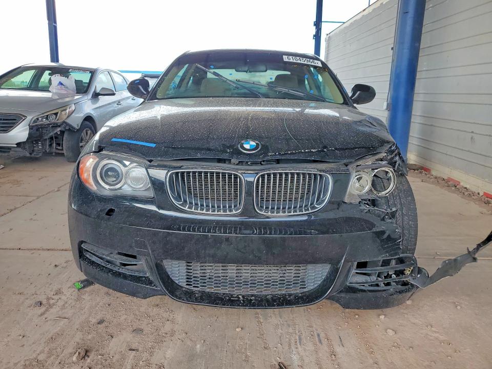 61045966 :رقم المزاد ، WBAUC9C57BVM09183 vin ، 2011 Bmw 135 مزاد بيع