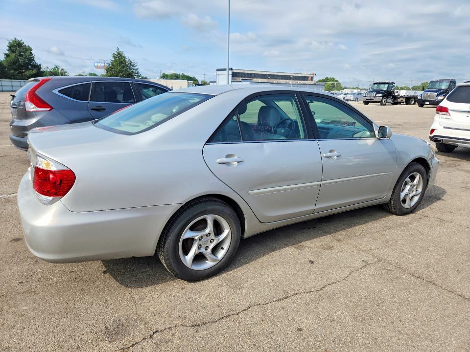 Продажа на аукционе авто 2005 Toyota Camry, vin: 4T1BE30K75U019007, номер лота: 60304376
