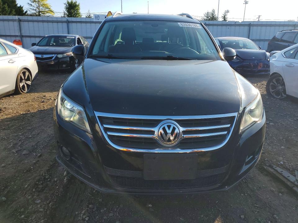Продажа на аукционе авто 2011 Volkswagen Tiguan, vin: WVGAV7AX1BW550801, номер лота: 62036186