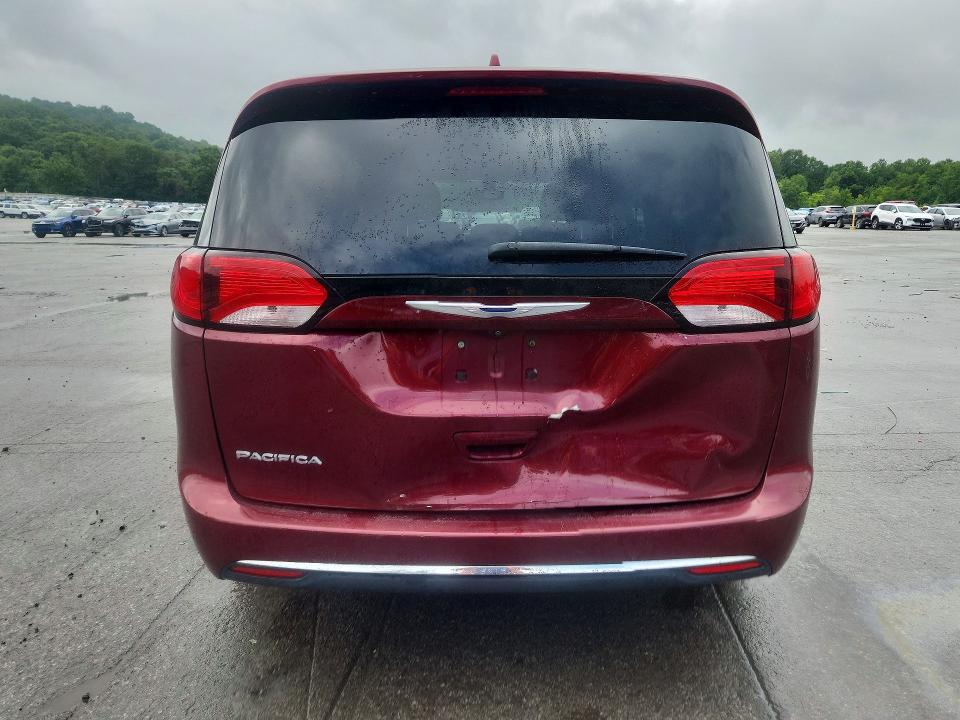 62522476 :رقم المزاد ، 2C4RC1BG7HR841328 vin ، 2017 Chrysler Pacifica مزاد بيع