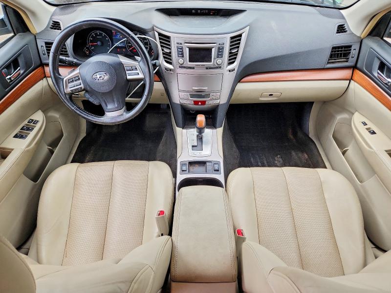 62148826 :رقم المزاد ، 4S4BRBKC4E3310025 vin ، 2014 Subaru Outback مزاد بيع