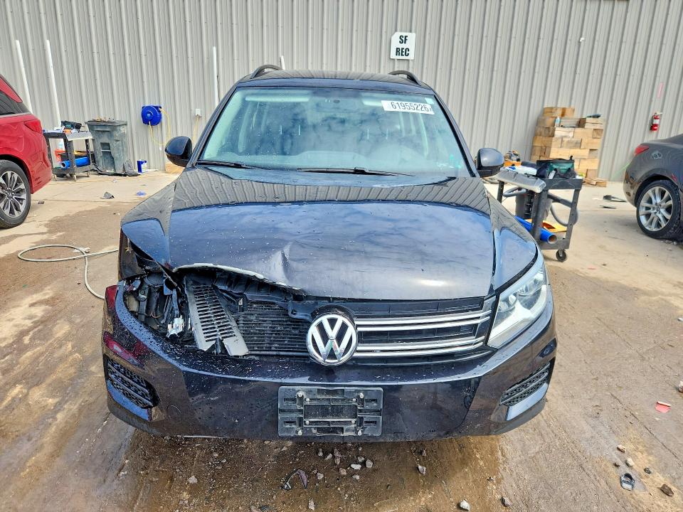 Продажа на аукционе авто 2017 Volkswagen Tiguan, vin: WVGBV7AX7HK054468, номер лота: 61955226
