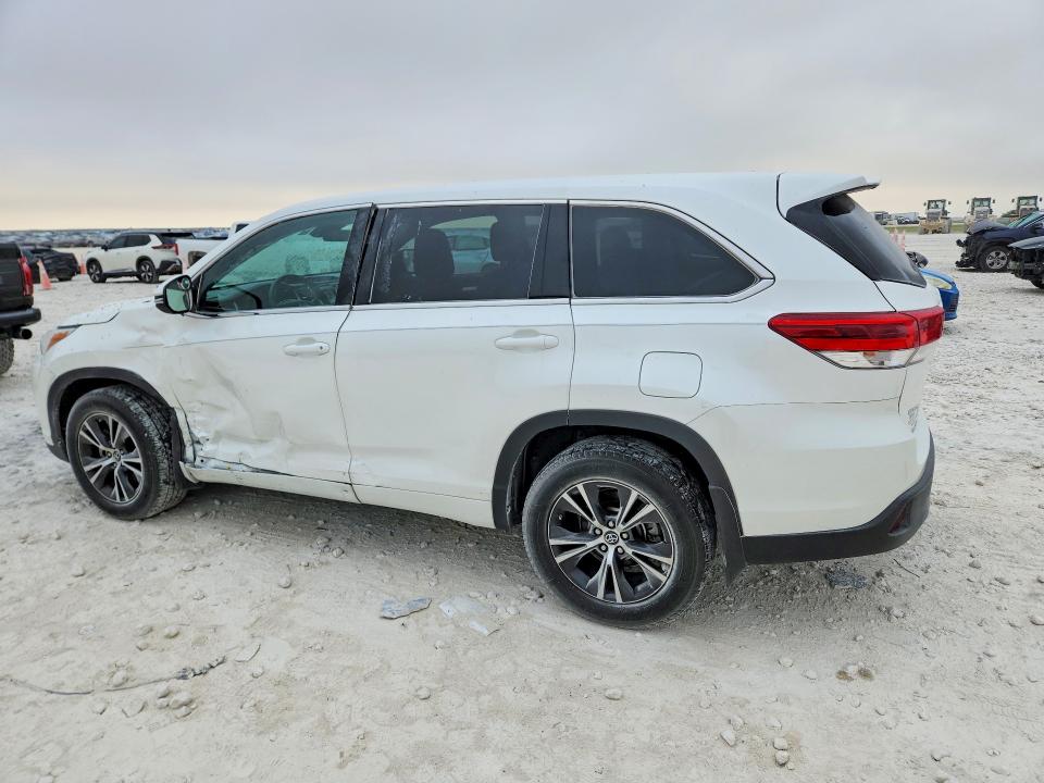 58378246 :رقم المزاد ، 5TDZZRFH6JS266720 vin ، 2018 Toyota Highlander مزاد بيع