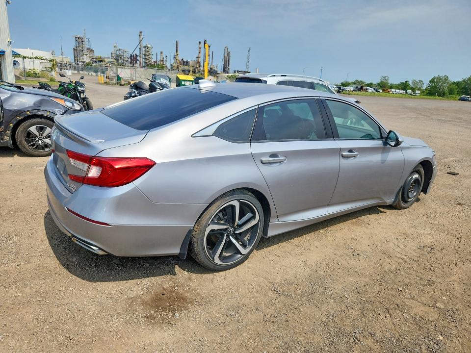 Продажа на аукционе авто 2018 Honda Accord, vin: 1HGCV2F31JA800704, номер лота: 62321046