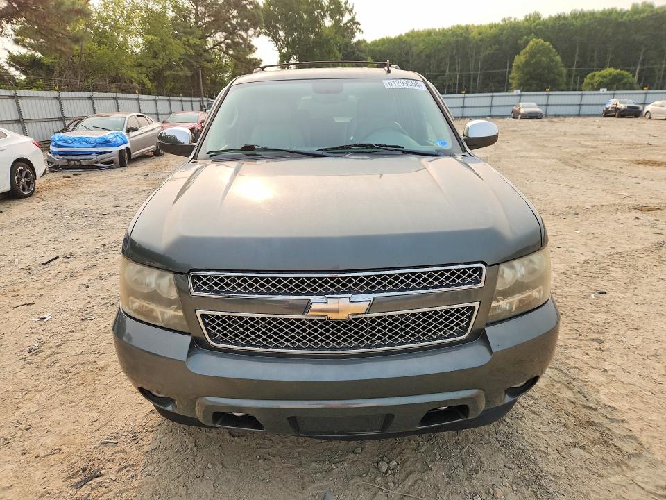 Auction sale of the 2011 Chevrolet Tahoe, vin: 1GNSKCE08BR176863, lot number: 61299666