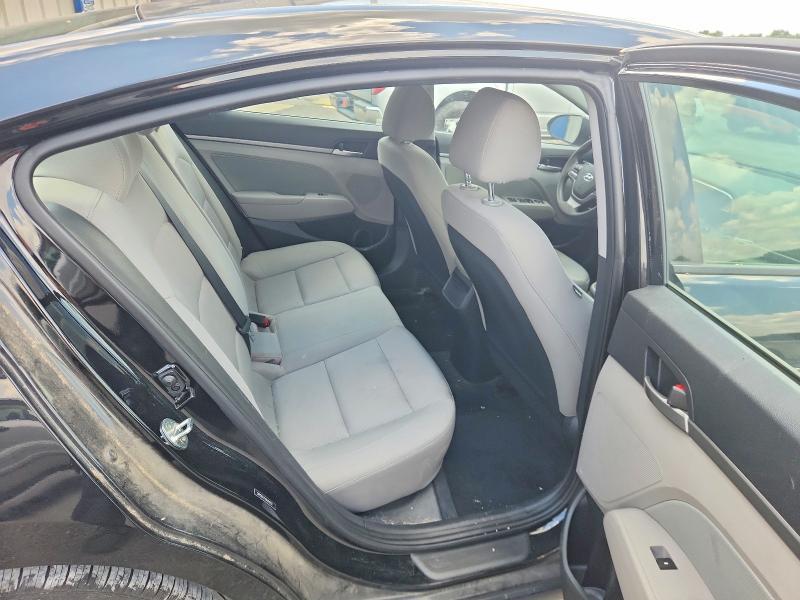 60082526 :رقم المزاد ، 5NPD84LFXJH290351 vin ، 2018 Hyundai Elantra مزاد بيع