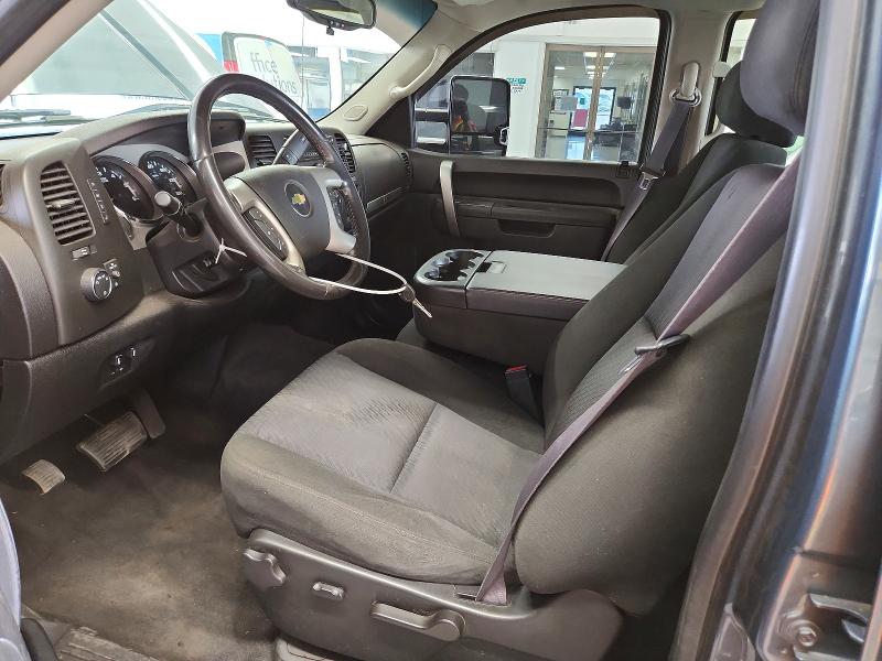 Auction sale of the 2011 Chevrolet Silverado, vin: 3GCPKSE38BG307826, lot number: 63032716