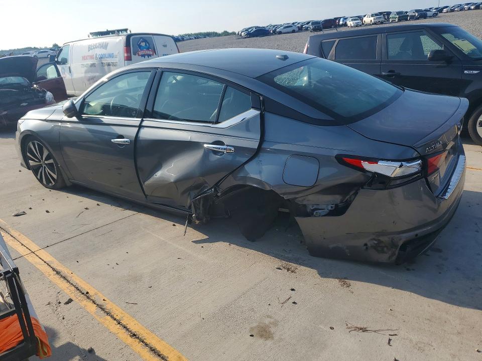 60187086 :رقم المزاد ، 1N4BL4FW8LC233782 vin ، 2020 Nissan Altima مزاد بيع