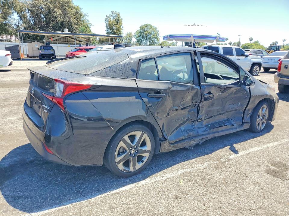 61705146 :رقم المزاد ، JTDKAMFU7N3178551 vin ، 2022 Toyota Prius مزاد بيع