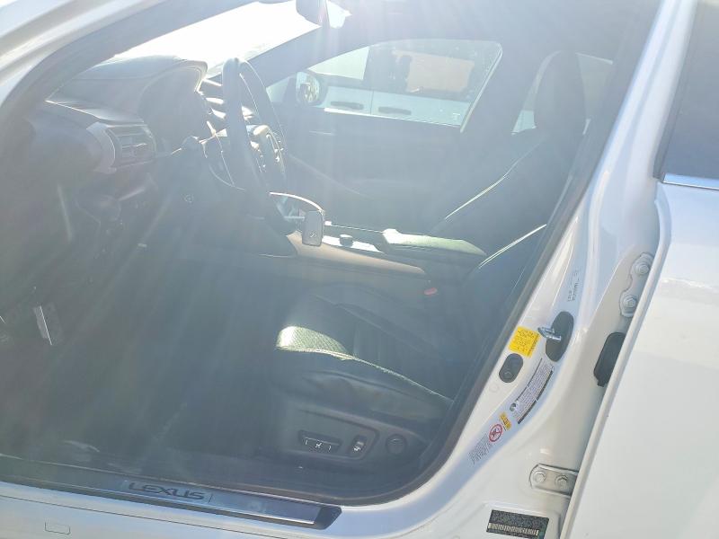 Продажа на аукционе авто 2018 Lexus Is, vin: JTHBA1D20J5081320, номер лота: 61947746