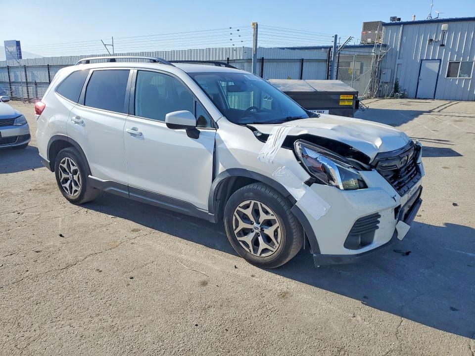 Продажа на аукционе авто 2022 Subaru Forester, vin: JF2SKAEC0NH506515, номер лота: 60874206