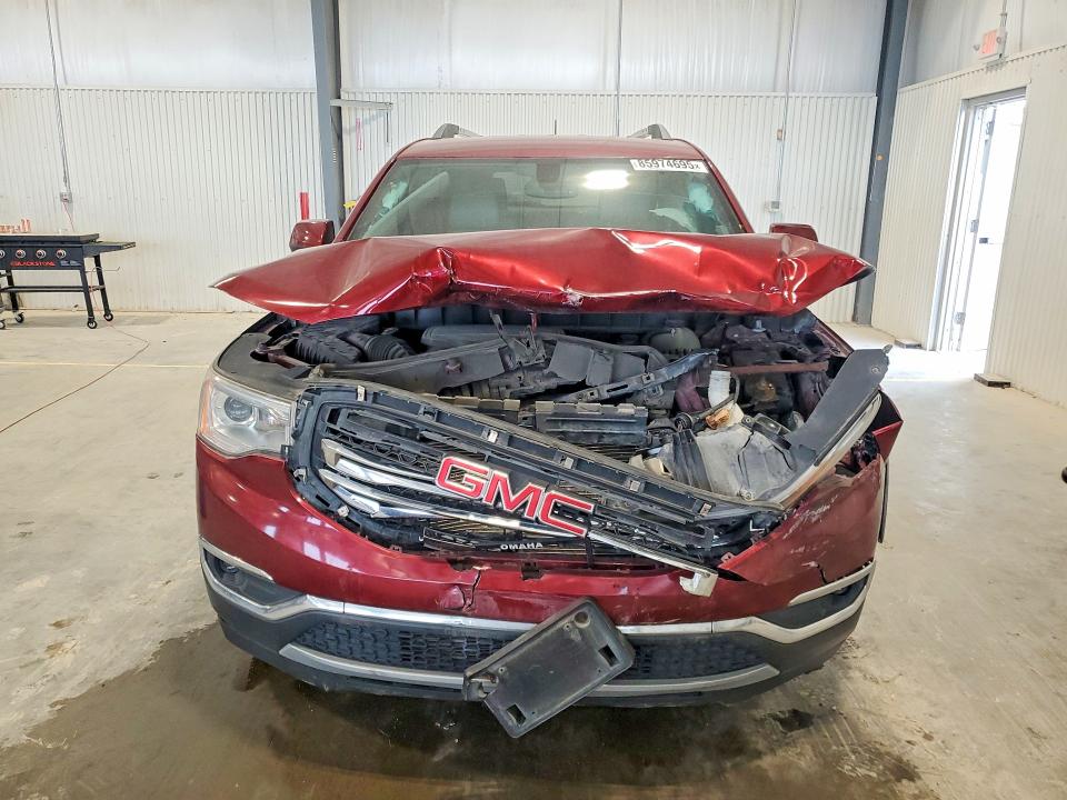 85974695 :رقم المزاد ، 1GKKNULS0JZ199499 vin ، 2018 Gmc Acadia مزاد بيع