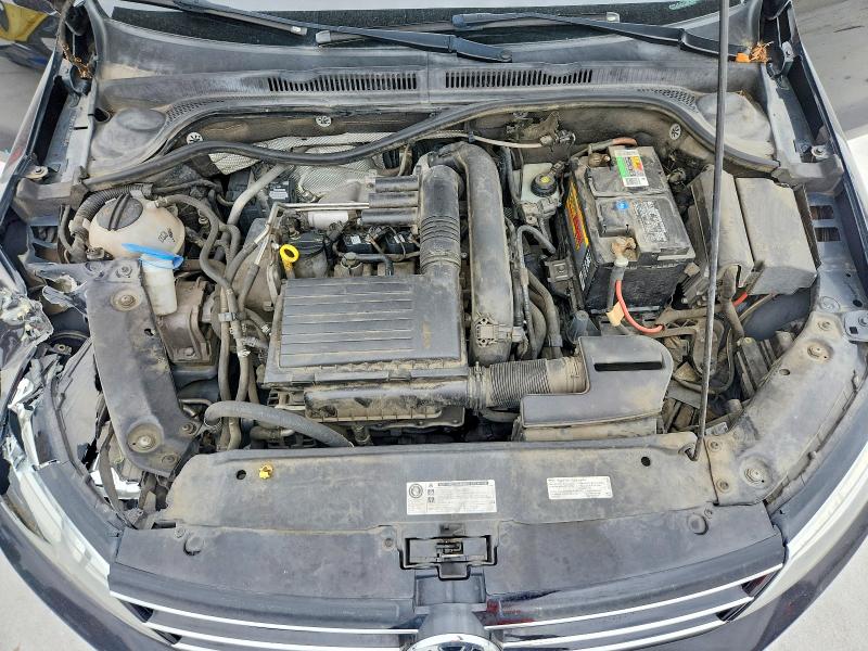 62137146 :رقم المزاد ، 3VW267AJ1GM380946 vin ، 2016 Volkswagen Jetta مزاد بيع