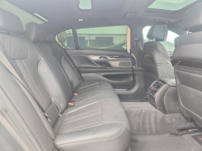 60860216 :رقم المزاد ، WBA7F0C59JGM23072 vin ، 2018 Bmw 750 مزاد بيع