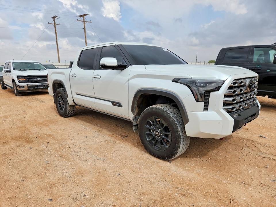 Продаж на аукціоні авто 2025 Toyota Tundra, vin: 5TFMC5DB8SX100634, номер лоту: 60851586