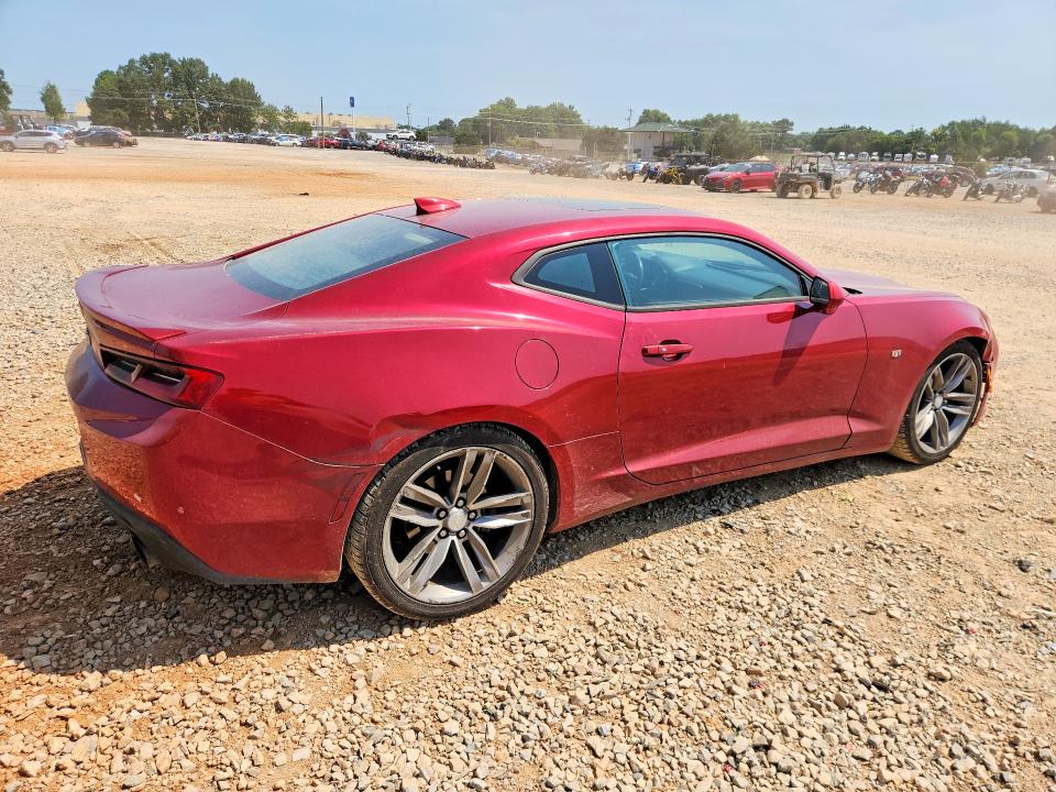 63200956 :رقم المزاد ، 1G1FB1RS4H0164323 vin ، 2017 Chevrolet Camaro مزاد بيع