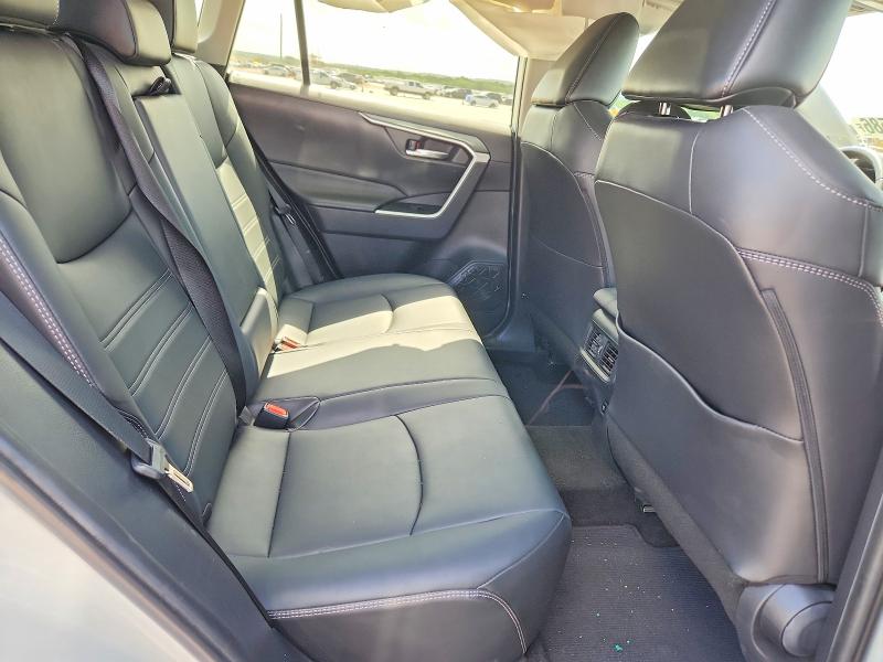 59692586 :رقم المزاد ، 2T3C1RFV0KC007130 vin ، 2019 Toyota Rav4 مزاد بيع