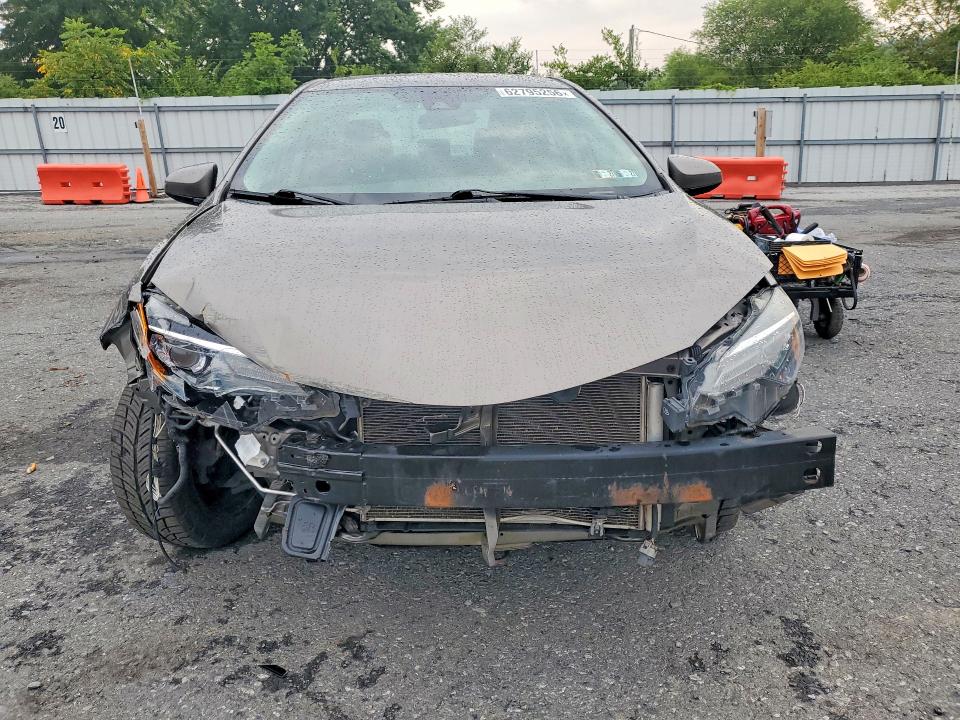 Продажа на аукционе авто 2018 Toyota Corolla, vin: 2T1BURHE4JC026156, номер лота: 62795256