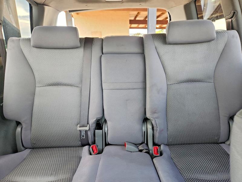 2005 Toyota Highlander მანქანა იყიდება აუქციონზე, vin: JTEGP21AX50081816, აუქციონის ნომერი: 61111826